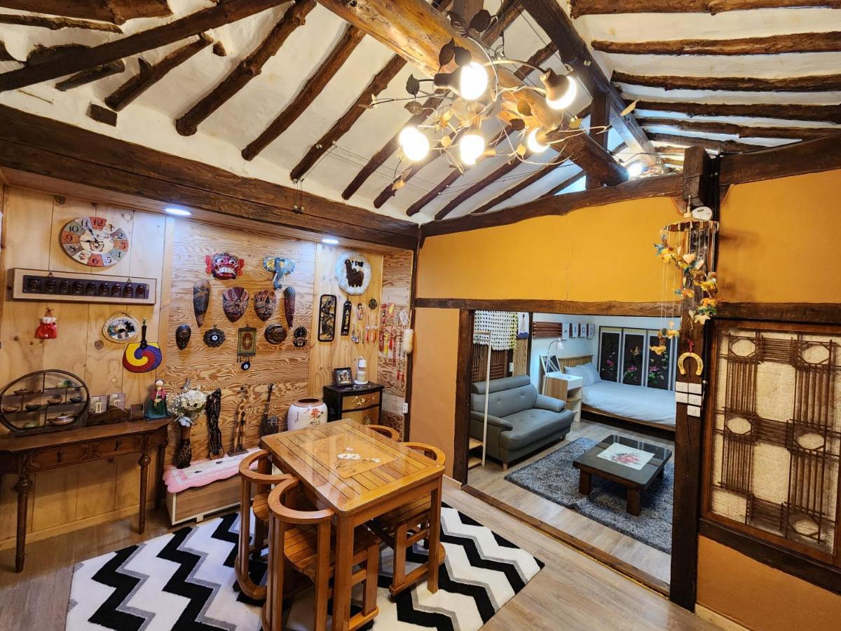 Villa Kims House Andong Esterno foto