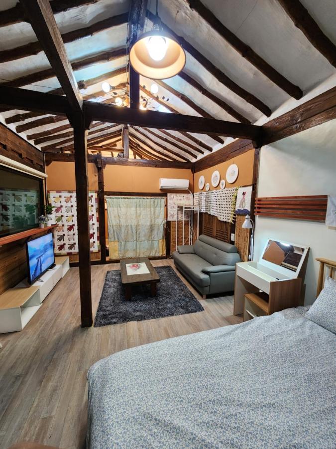 Villa Kims House Andong Esterno foto