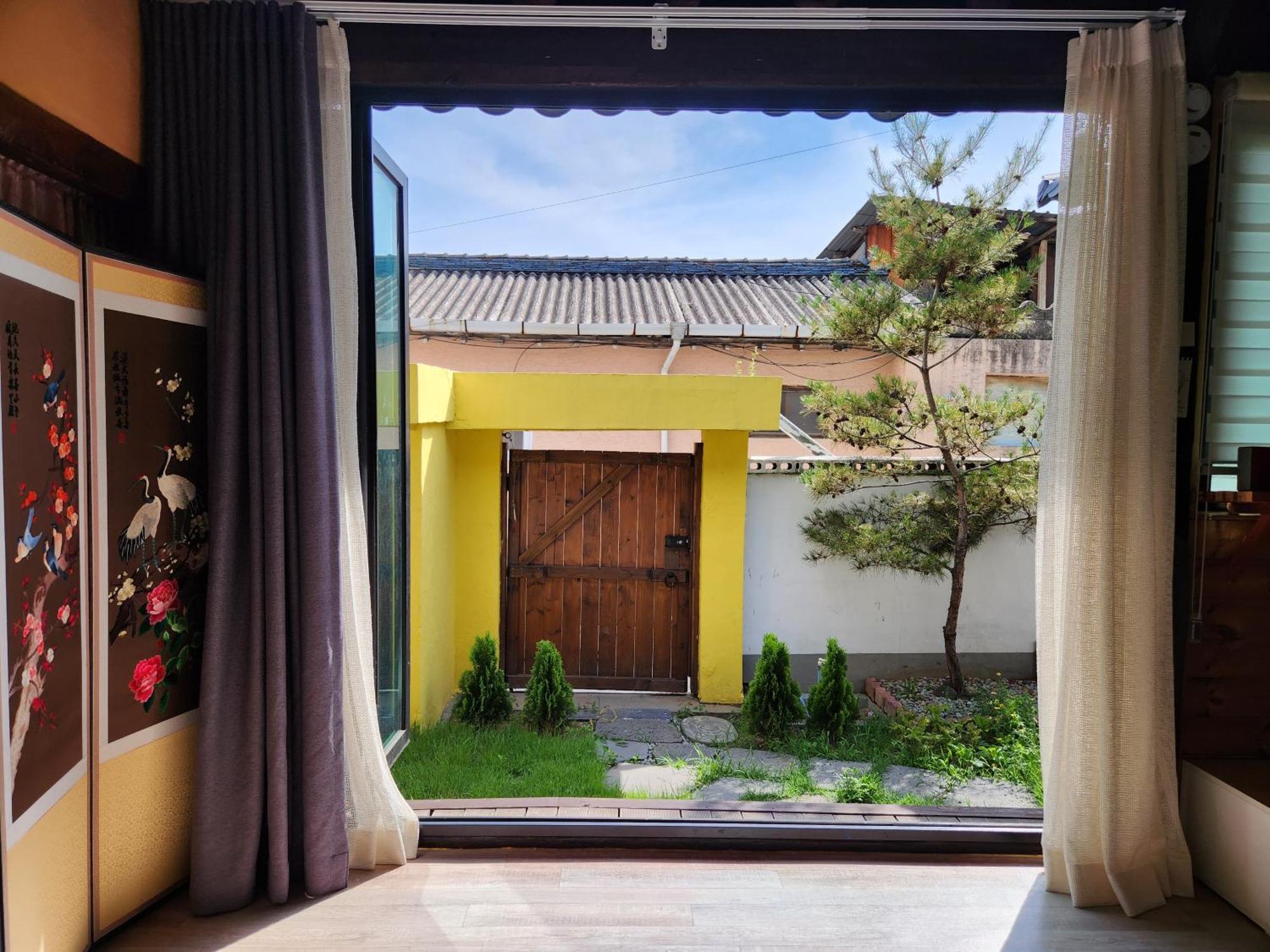 Villa Kims House Andong Esterno foto
